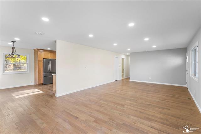 Builiding view seven for 3835 Lois, Lambertville, MI. 48144