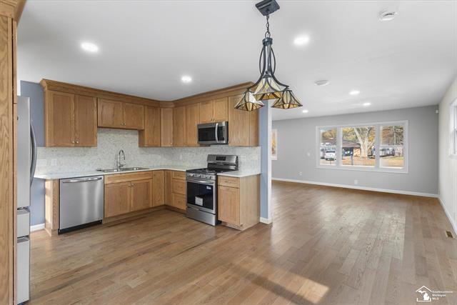 Builiding view ten for 3835 Lois, Lambertville, MI. 48144