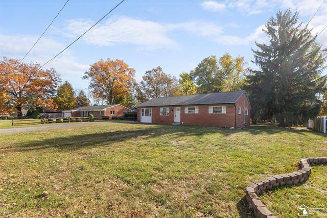 Builiding view three for 3835 Lois, Lambertville, MI. 48144