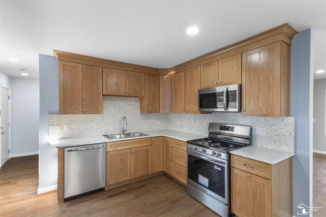 Builiding view twelve for 3835 Lois, Lambertville, MI. 48144