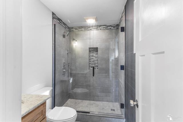 Builiding view twenty five for 3835 Lois, Lambertville, MI. 48144