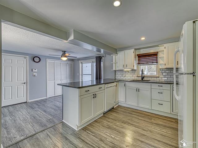 Builiding view seven for 8485 Stoney Creek Rd, Carleton, MI. 48117