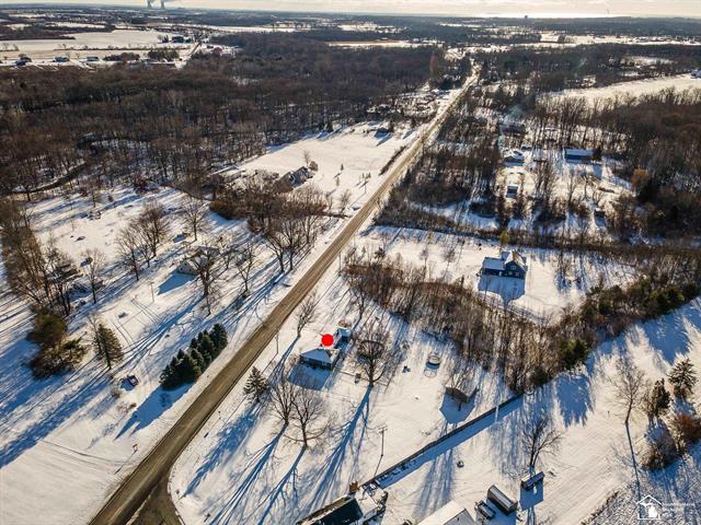 Builiding view thirty nine for 8485 Stoney Creek Rd, Carleton, MI. 48117