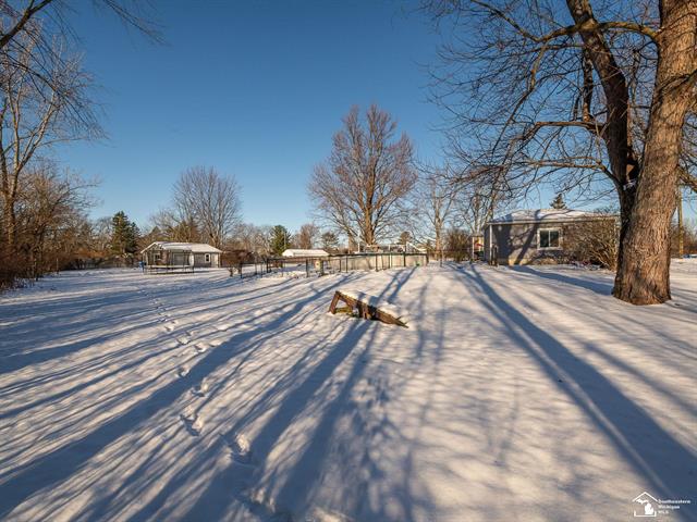 Builiding view thirty two for 8485 Stoney Creek Rd, Carleton, MI. 48117