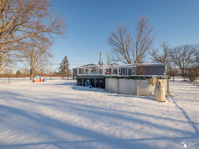 Builiding view thirty for 8485 Stoney Creek Rd, Carleton, MI. 48117