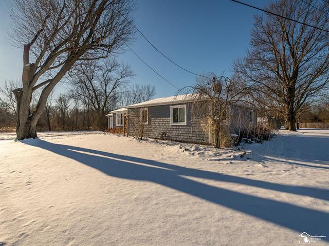 Builiding view twenty six for 8485 Stoney Creek Rd, Carleton, MI. 48117