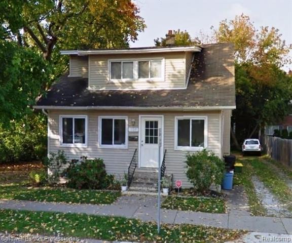 front view picture of 307 N Washington Ave, Royal Oak, MI. 48067