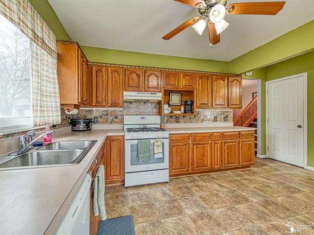 Builiding view eight for 409 Adams, Monroe, MI. 48161