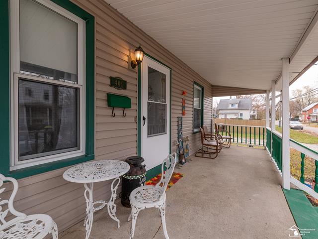 Builiding view twenty five for 409 Adams, Monroe, MI. 48161