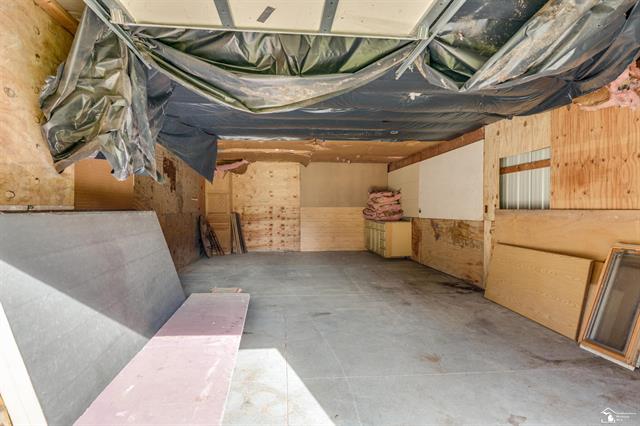 Builiding view forty eight for 208 Erie, Temperance, MI. 48182