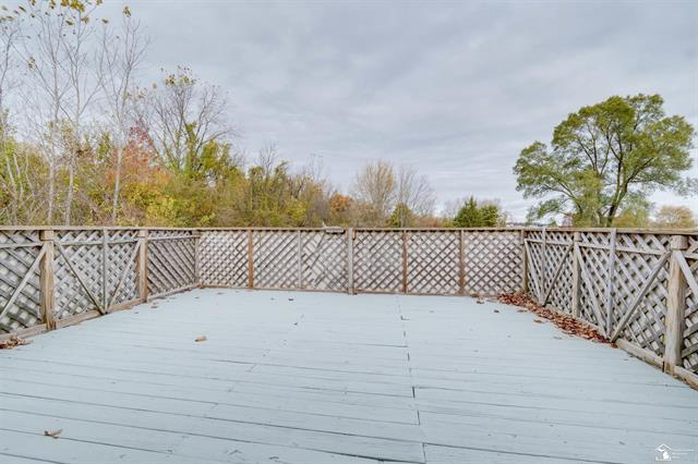 Builiding view forty one for 208 Erie, Temperance, MI. 48182