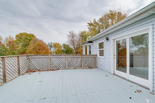 Builiding view forty three for 208 Erie, Temperance, MI. 48182