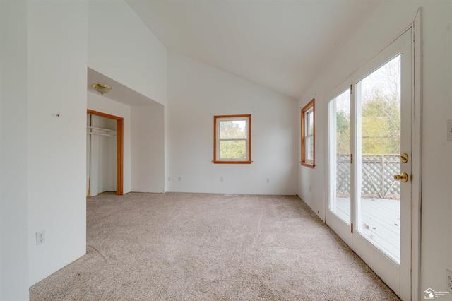 Builiding view forty for 208 Erie, Temperance, MI. 48182