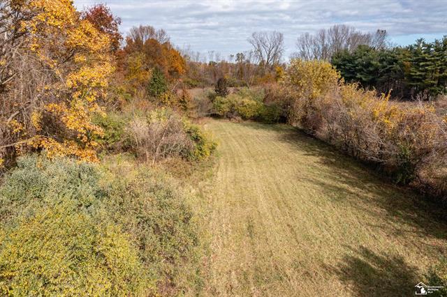 Builiding view seven for 208 Erie, Temperance, MI. 48182