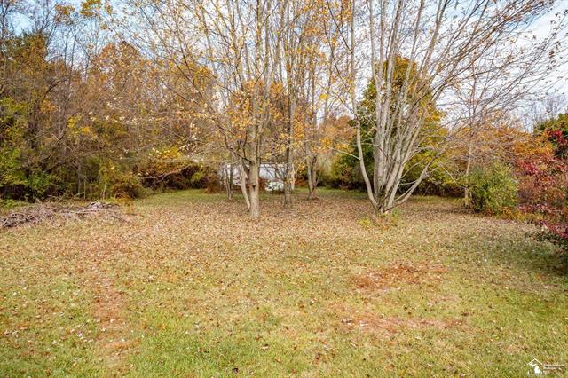 Builiding view three for 208 Erie, Temperance, MI. 48182