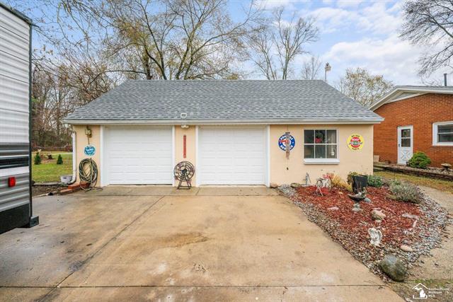 Builiding view thirty three for 4130 Hill Drive, Lambertville, MI. 48144