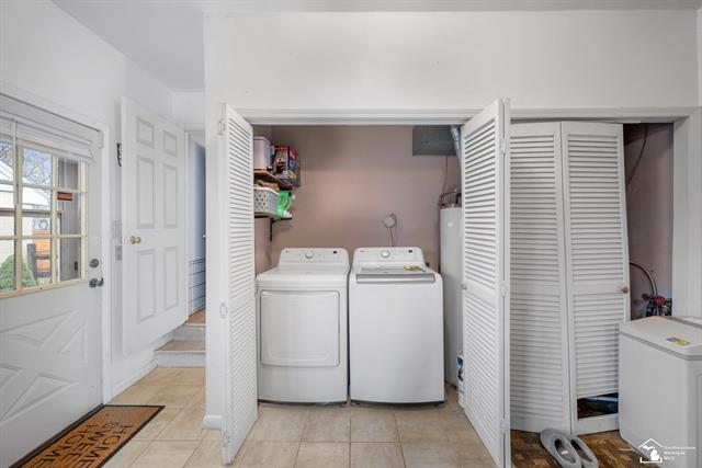 Builiding view twenty nine for 4130 Hill Drive, Lambertville, MI. 48144