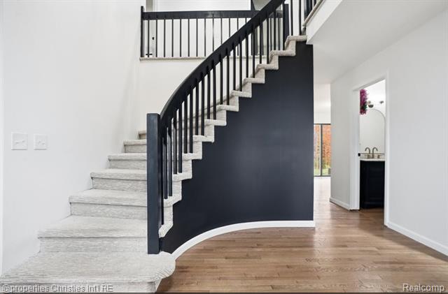 Builiding view eleven for 23460 Coventry Woods, Southfield, MI. 48034