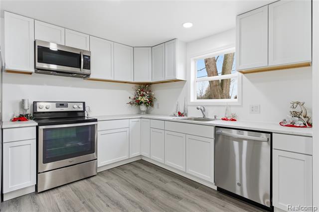 Builiding view eight for 6845 Monroe St, Monroe, MI. 48162