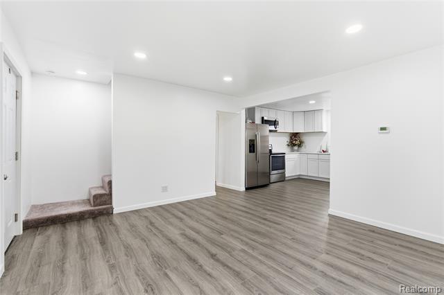 Builiding view five for 6845 Monroe St, Monroe, MI. 48162