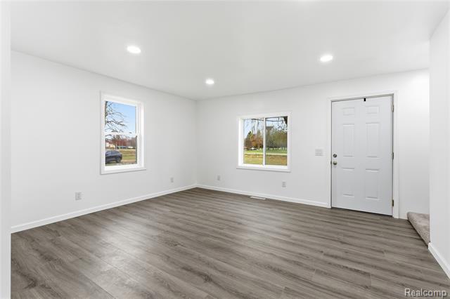 Builiding view four for 6845 Monroe St, Monroe, MI. 48162