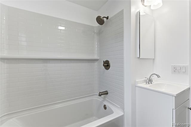 Builiding view fourteen for 6845 Monroe St, Monroe, MI. 48162