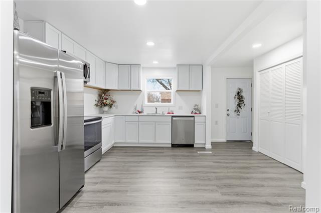 Builiding view seven for 6845 Monroe St, Monroe, MI. 48162