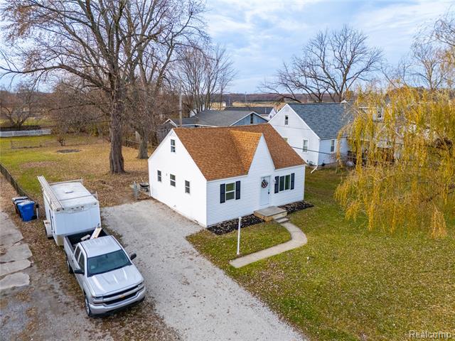 Builiding view twenty nine for 6845 Monroe St, Monroe, MI. 48162