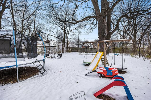 Builiding view twenty three for 205 Moores River, Lansing, MI. 48910