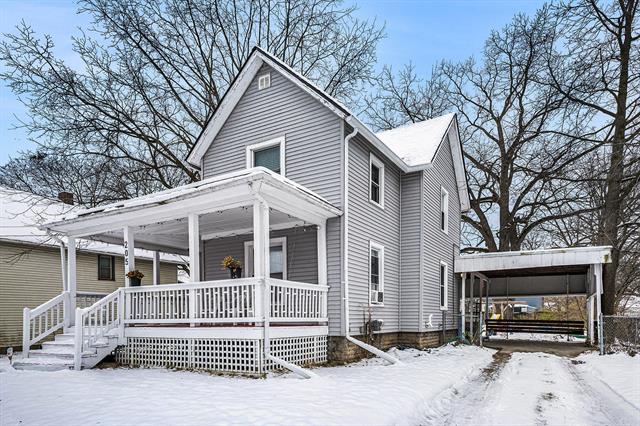 Builiding view two for 205 Moores River, Lansing, MI. 48910