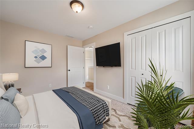 Builiding view nineteen for 221 N Altadena, Royal Oak, MI. 48067