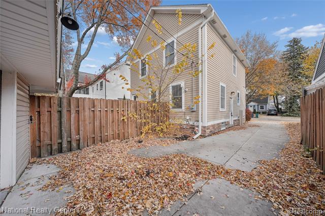 Builiding view thirty four for 221 N Altadena, Royal Oak, MI. 48067