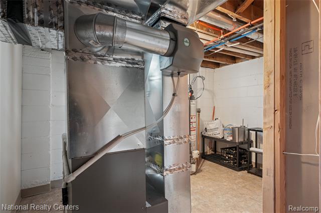 Builiding view twenty eight for 221 N Altadena, Royal Oak, MI. 48067