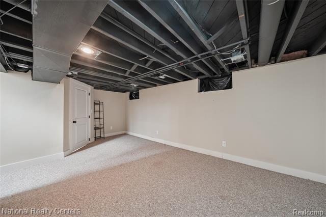 Builiding view twenty five for 221 N Altadena, Royal Oak, MI. 48067