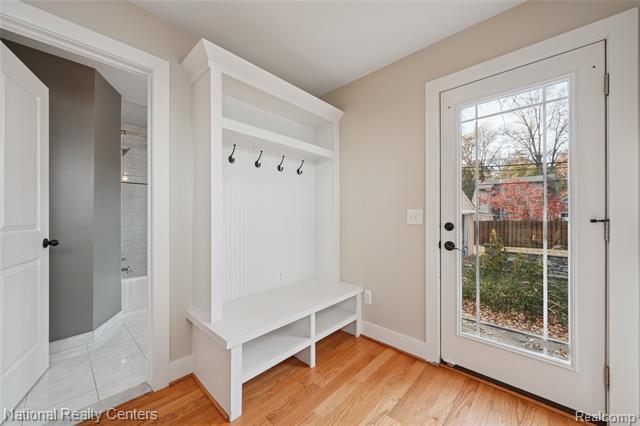 Builiding view twenty nine for 221 N Altadena, Royal Oak, MI. 48067