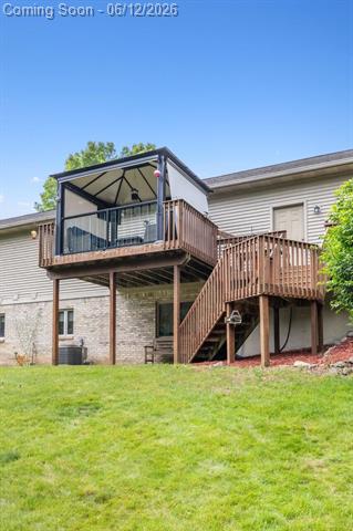 Builiding view forty two for 10862 Silver Lake, South Lyon, MI. 48178