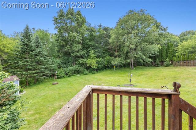 Builiding view forty for 10862 Silver Lake, South Lyon, MI. 48178