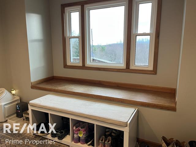 Builiding view eighteen for 4121 Thom, Columbiaville, MI. 48421