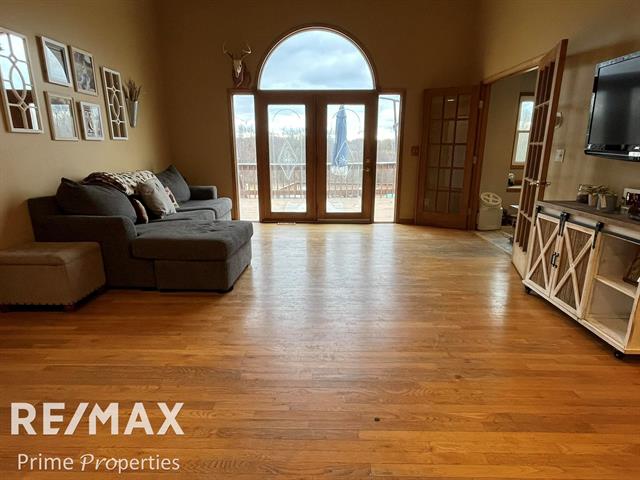 Builiding view four for 4121 Thom, Columbiaville, MI. 48421