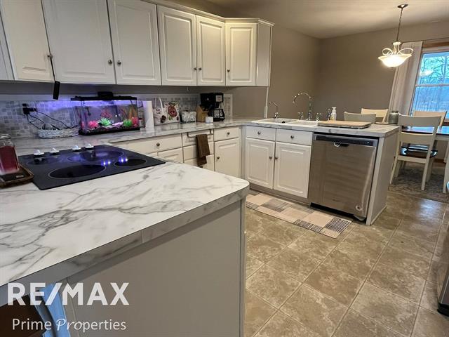 Builiding view sixteen for 4121 Thom, Columbiaville, MI. 48421