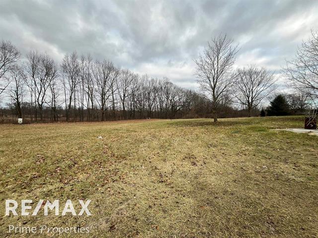 Builiding view twenty five for 4121 Thom, Columbiaville, MI. 48421