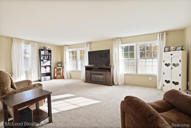 Builiding view eight for 4618 Main, Millington, MI. 48746