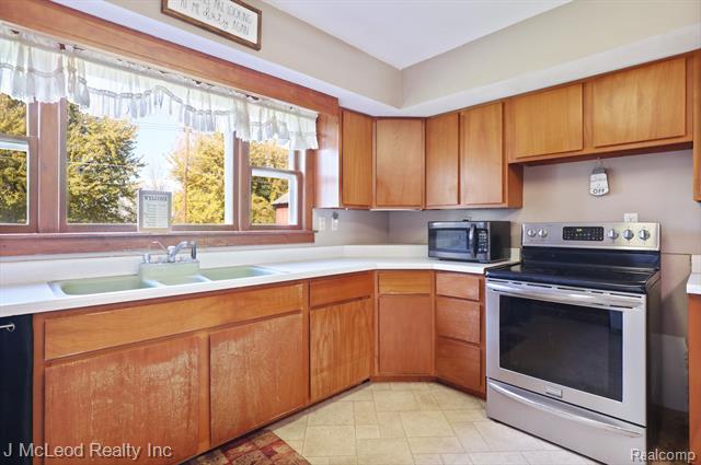 Builiding view fifteen for 4618 Main, Millington, MI. 48746