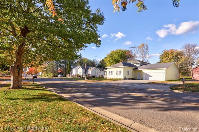 Builiding view forty six for 4618 Main, Millington, MI. 48746