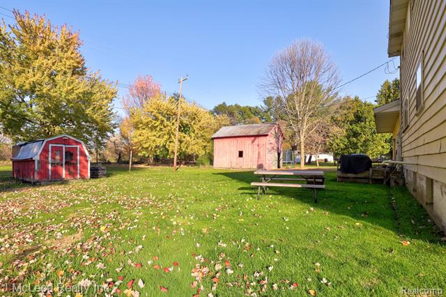 Builiding view forty two for 4618 Main, Millington, MI. 48746