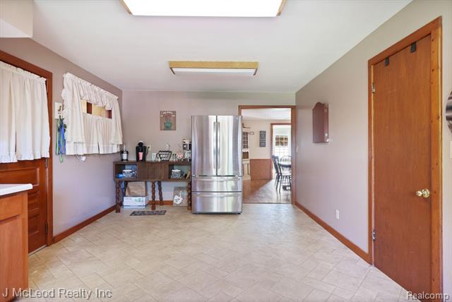 Builiding view sixteen for 4618 Main, Millington, MI. 48746