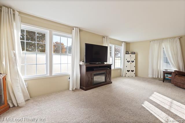 Builiding view ten for 4618 Main, Millington, MI. 48746