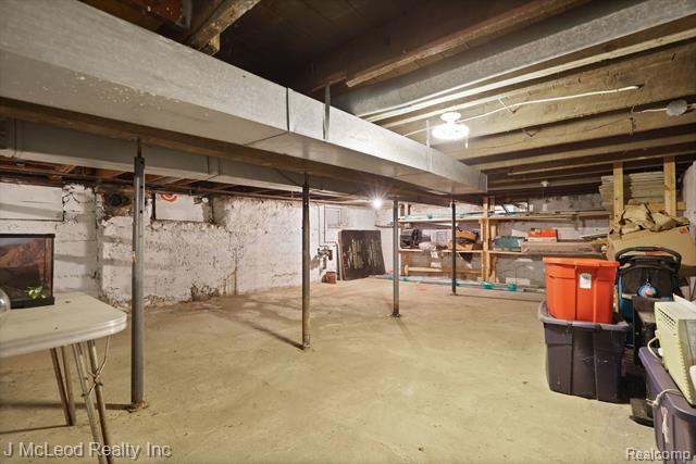 Builiding view thirty four for 4618 Main, Millington, MI. 48746