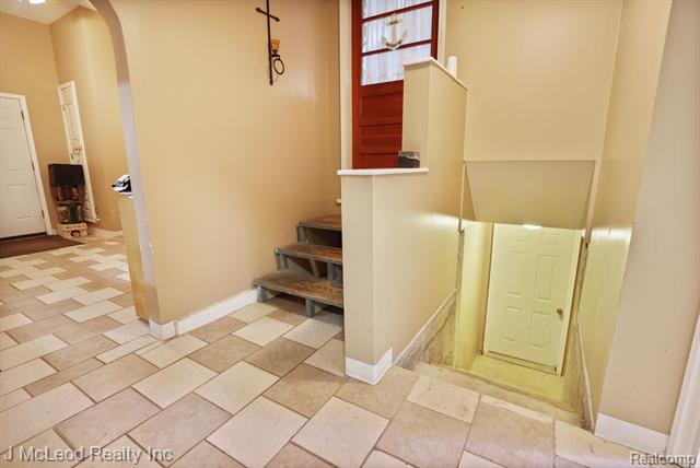 Builiding view thirty two for 4618 Main, Millington, MI. 48746