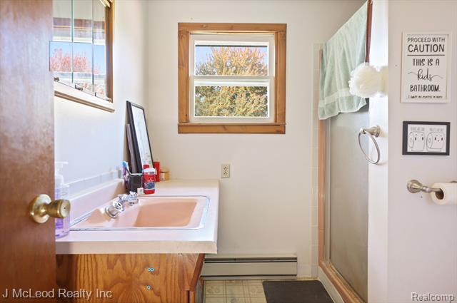 Builiding view twenty seven for 4618 Main, Millington, MI. 48746